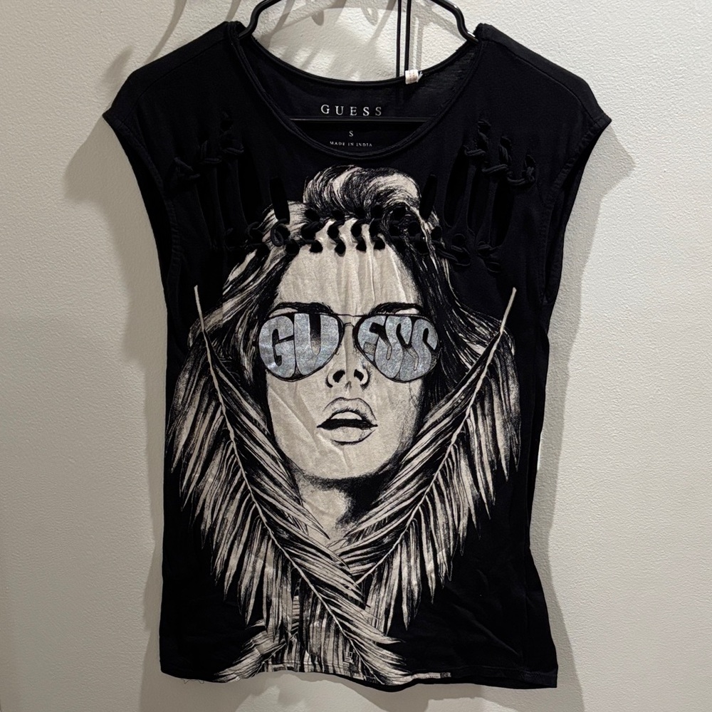 GUESS Black Women's Tee with Graphic Design